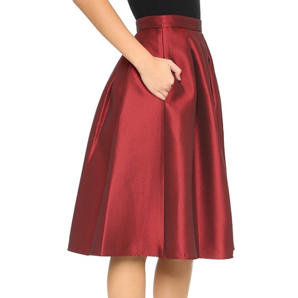 NWOT 4.Collective Lulu Jacquard Skirt in red - Picture 2 of 6